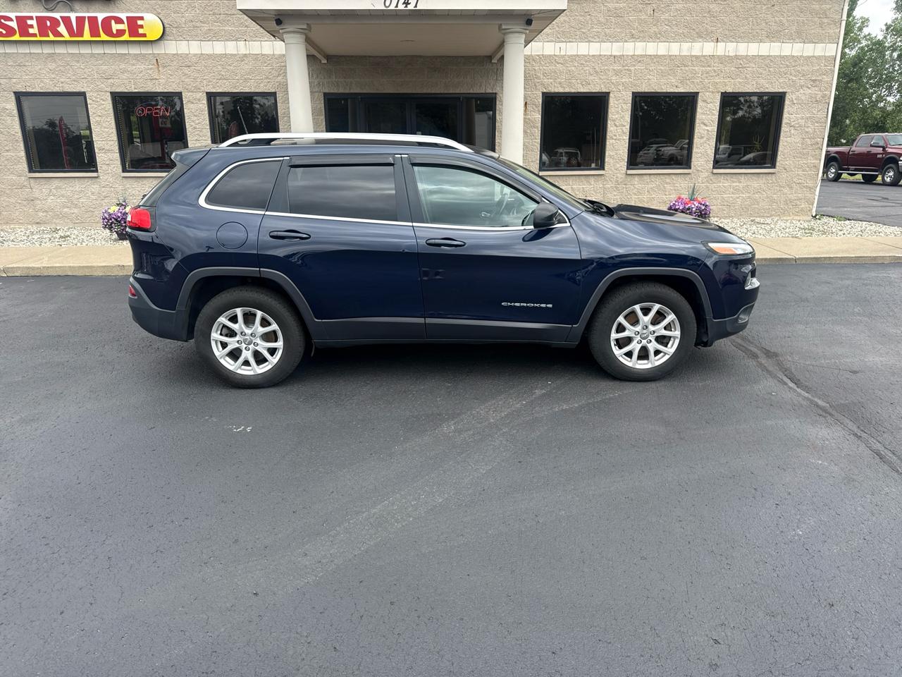 2016 Jeep Cherokee 4WD 4dr Latitude
