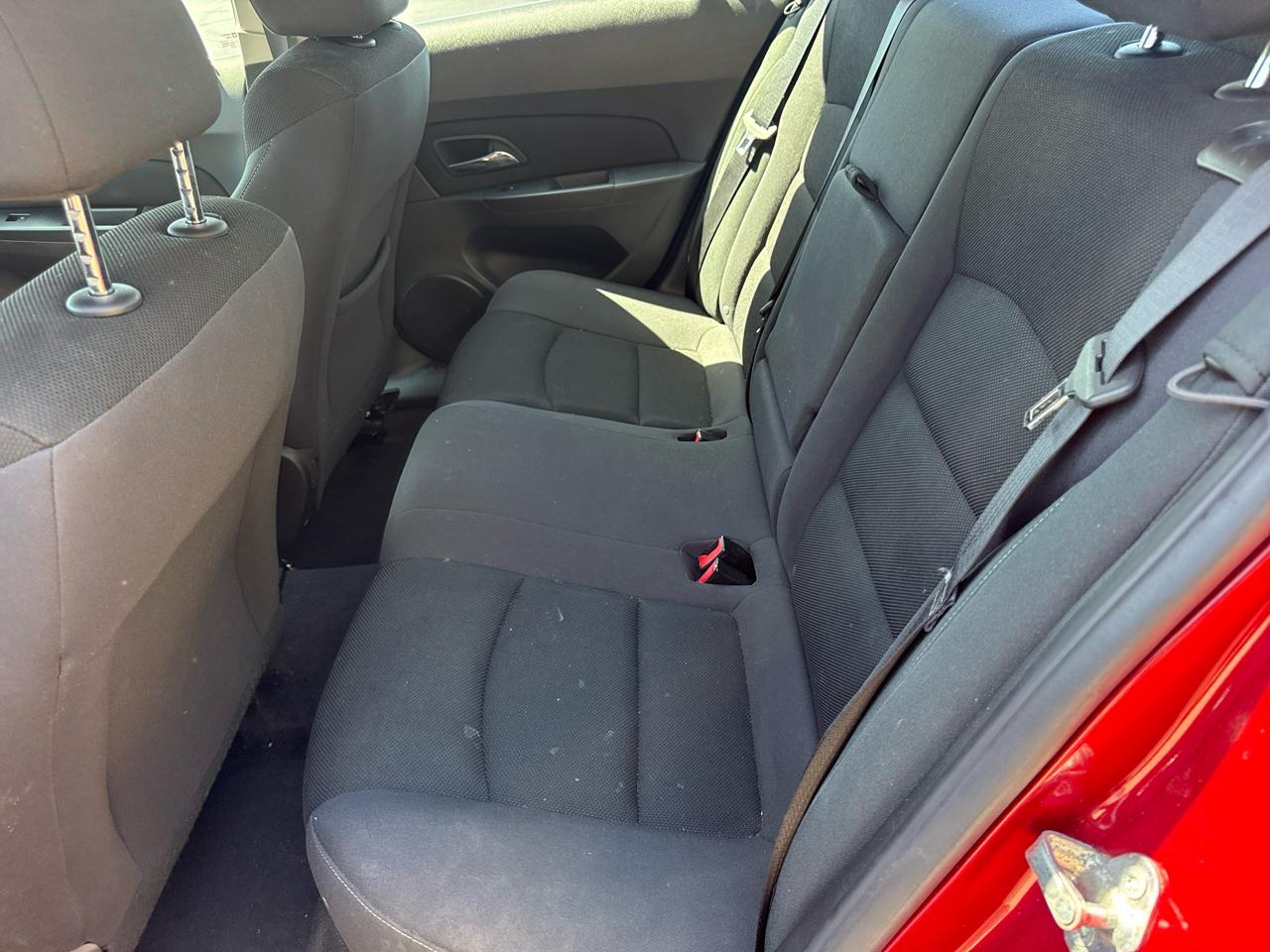 Chevrolet Cruze 4dr Sdn LT w/1LT 2012