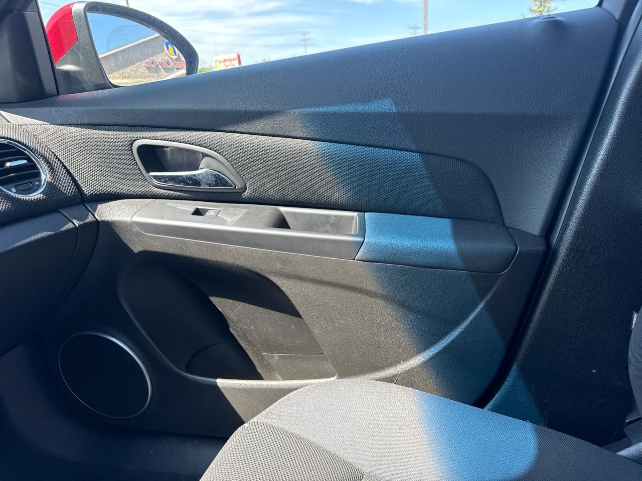 Chevrolet Cruze 4dr Sdn LT w/1LT 2012