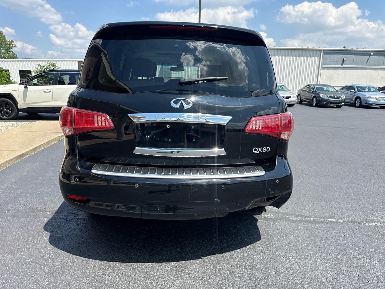 Infiniti QX80 4WD 4dr 2014