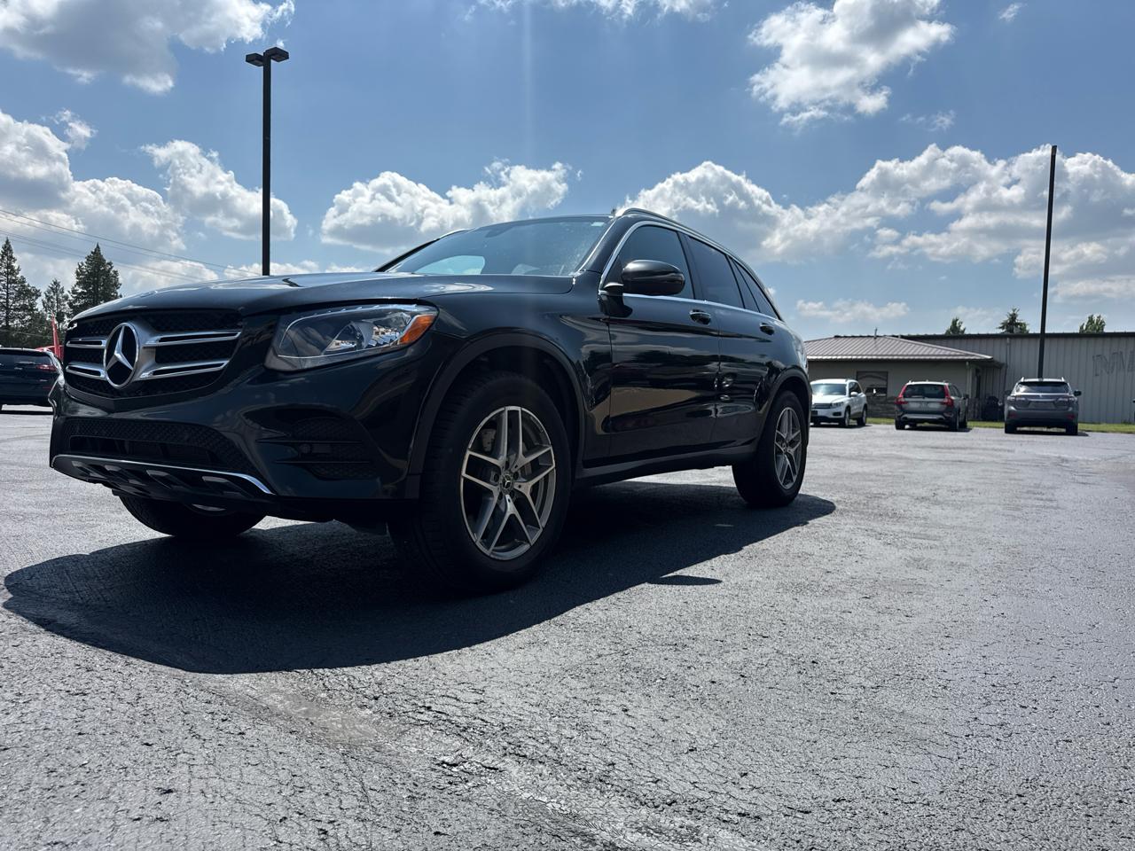 Mercedes-Benz GLC GLC 300 4MATIC SUV 2017
