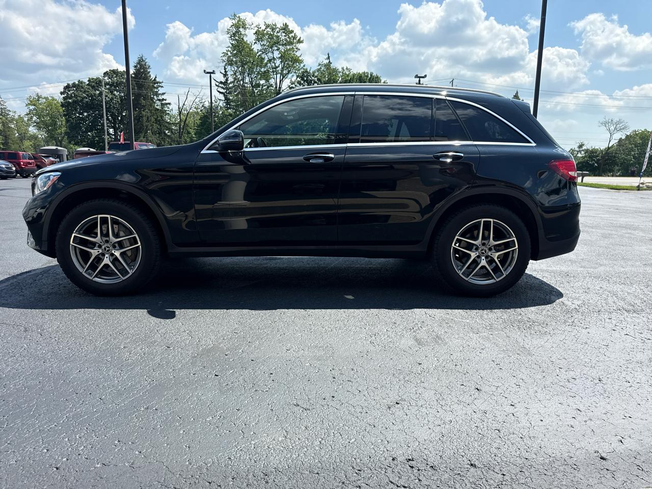 Mercedes-Benz GLC GLC 300 4MATIC SUV 2017