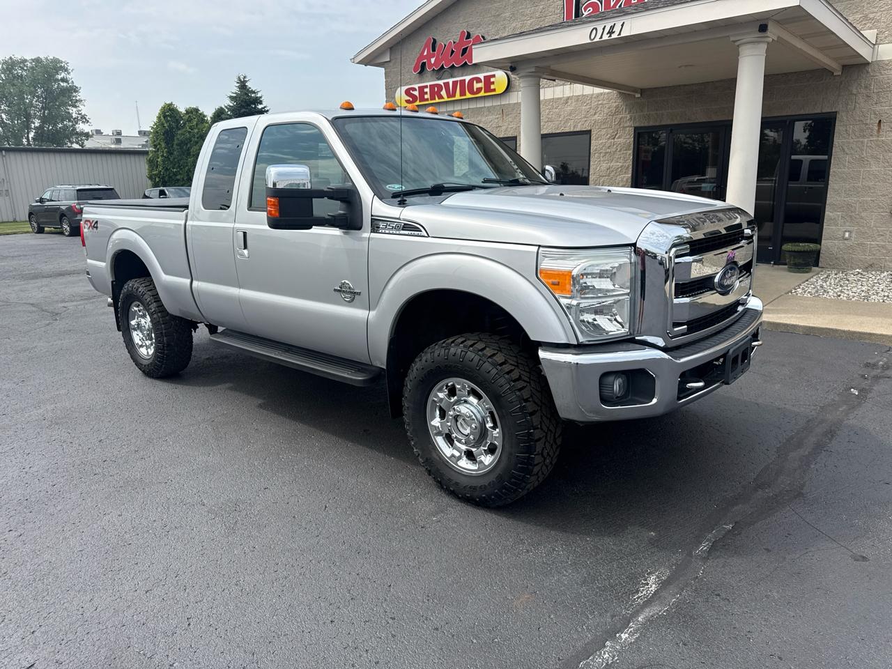 Ford Super Duty F-350 SRW 4WD SuperCab 158" Lariat 2015