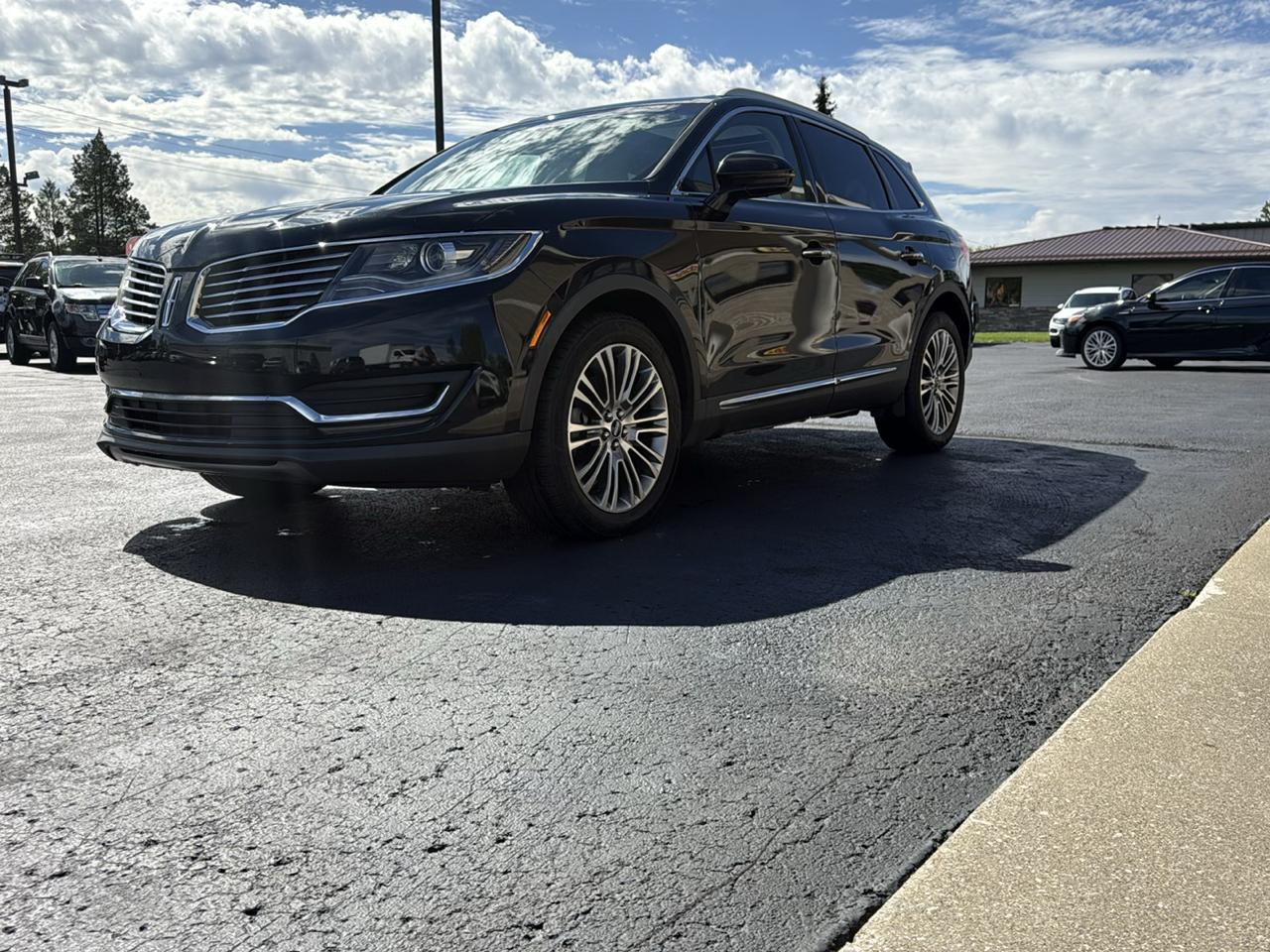 Lincoln MKX AWD 4dr Reserve 2016