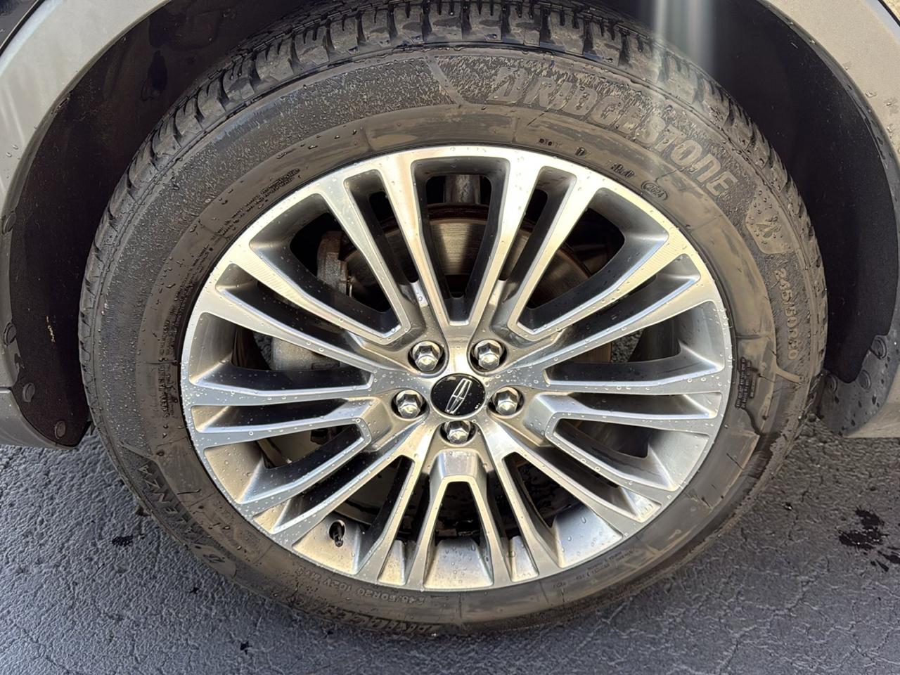 Lincoln MKX AWD 4dr Reserve 2016