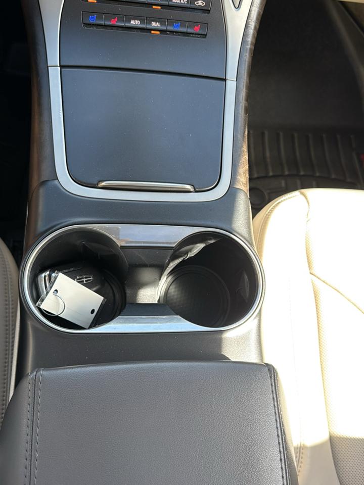 Lincoln MKX AWD 4dr Reserve 2016