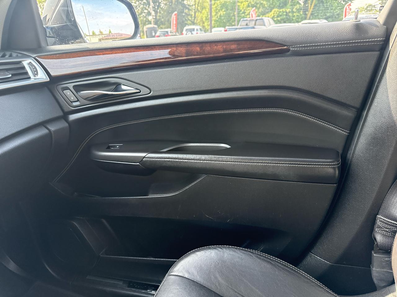 Cadillac SRX AWD 4dr Luxury Collection 2012