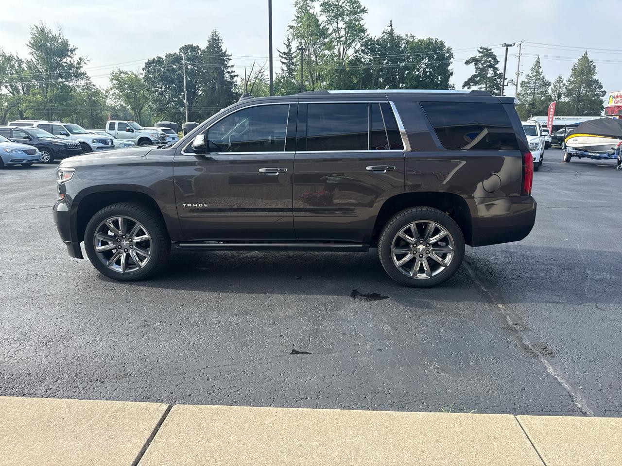 Chevrolet Tahoe 4WD 4dr Premier 2017