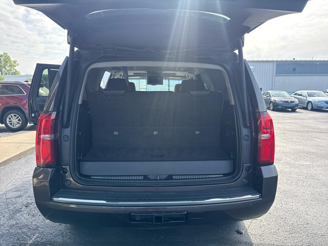 Chevrolet Tahoe 4WD 4dr Premier 2017