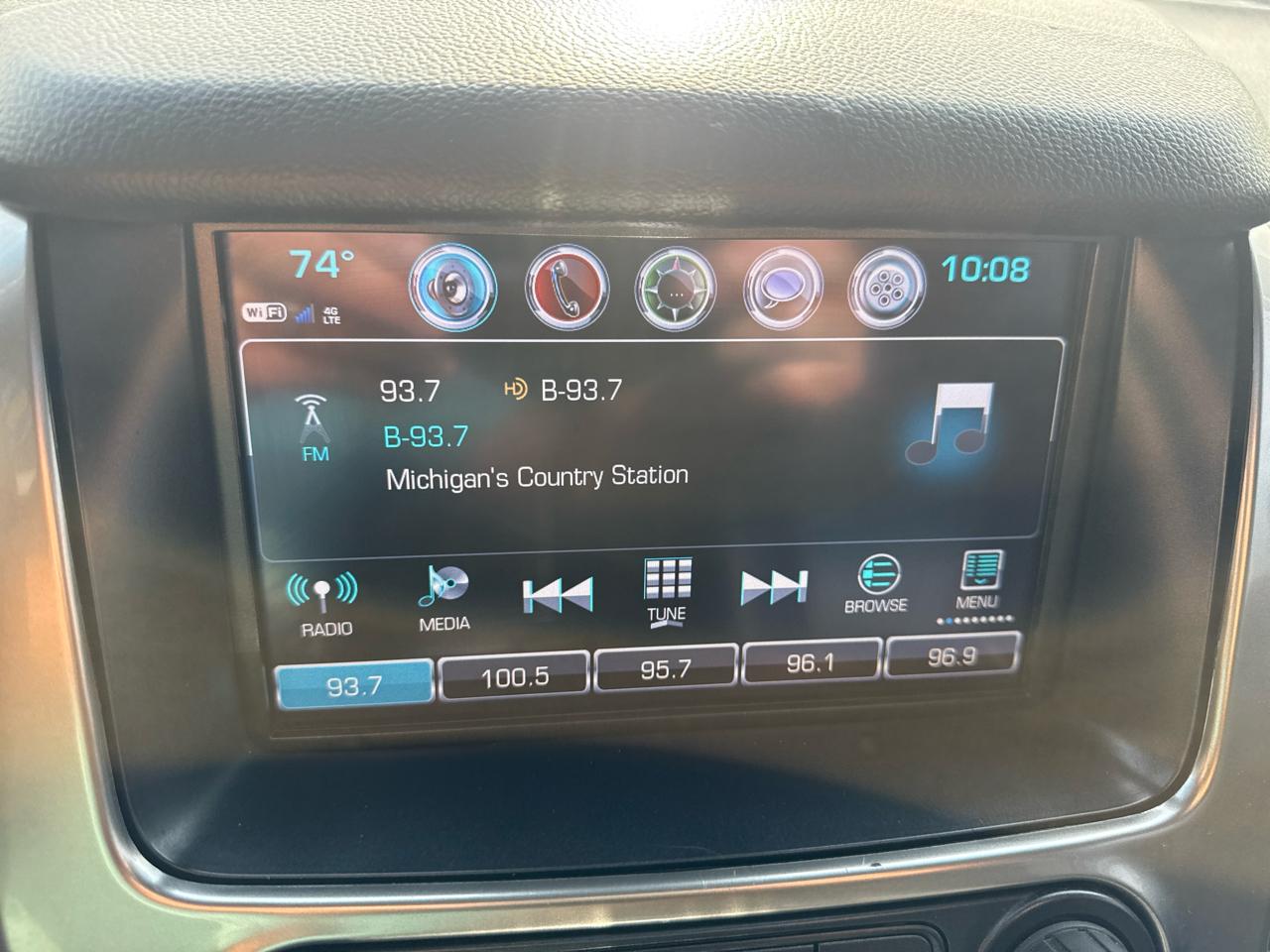 Chevrolet Tahoe 4WD 4dr Premier 2017