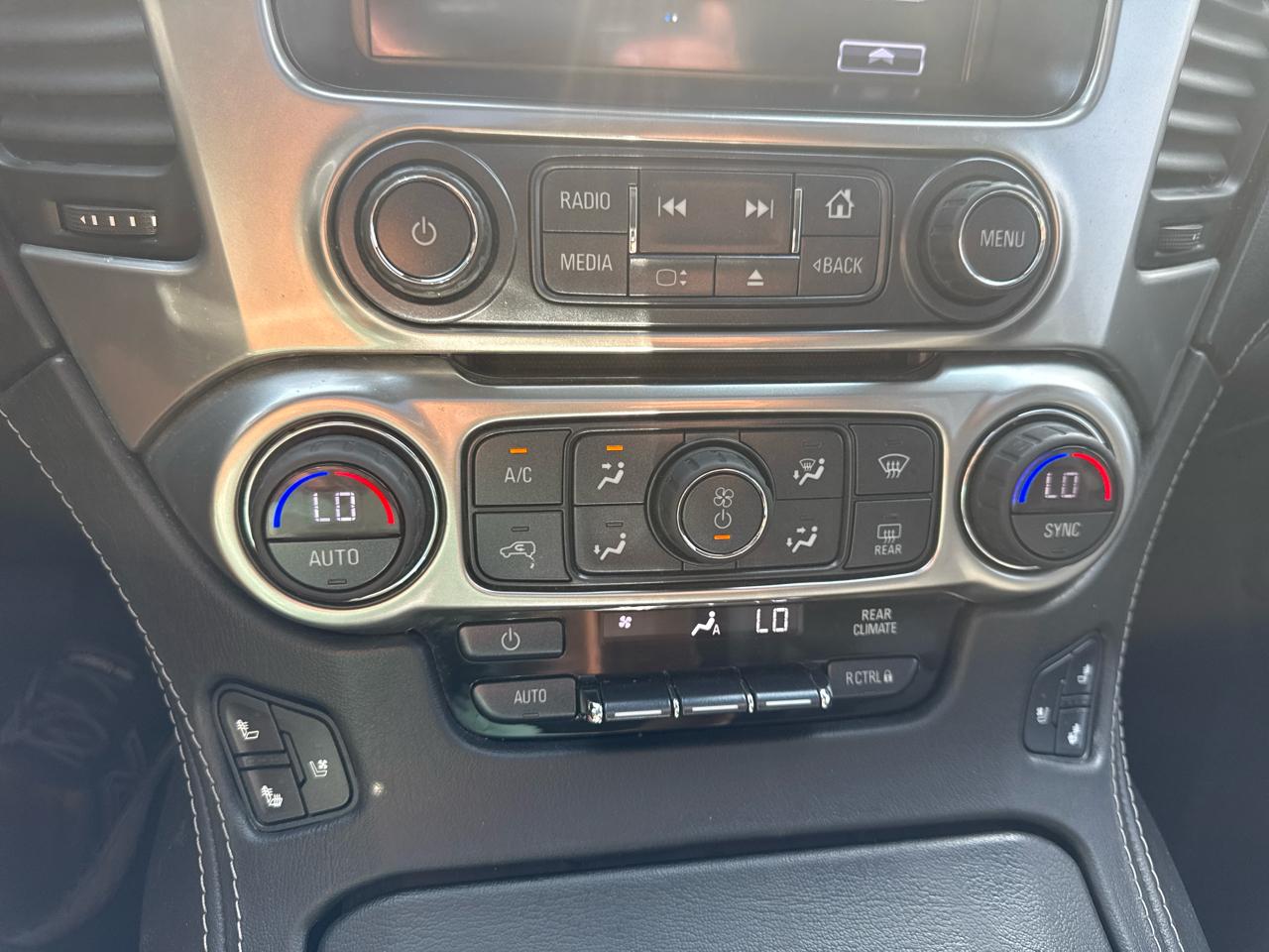 Chevrolet Tahoe 4WD 4dr Premier 2017