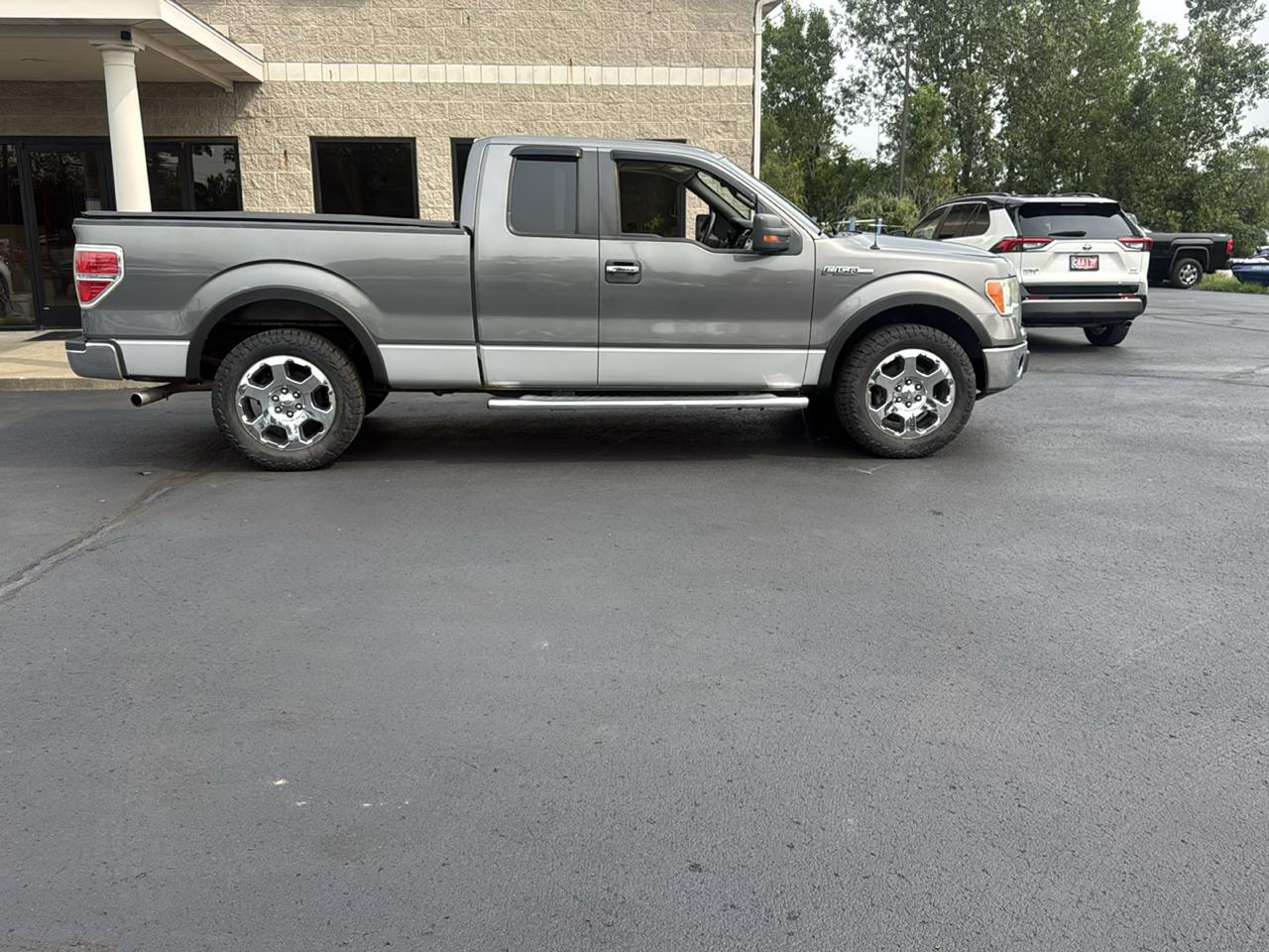 Ford F-150 2WD SuperCab 145" FX2 Sport 2010