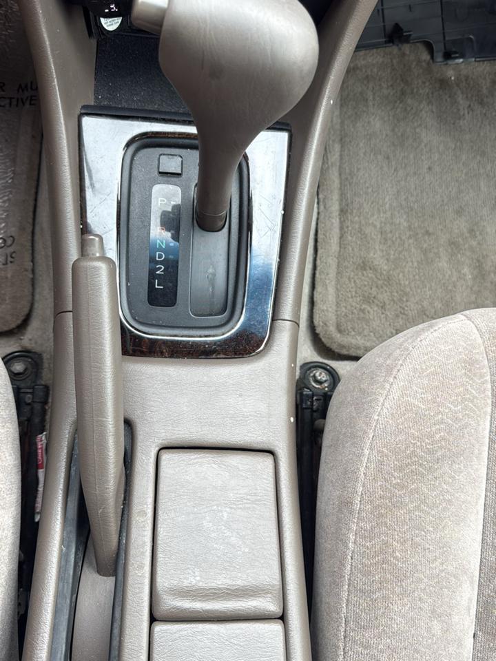 Toyota Camry 4dr Sdn XLE Auto 1997