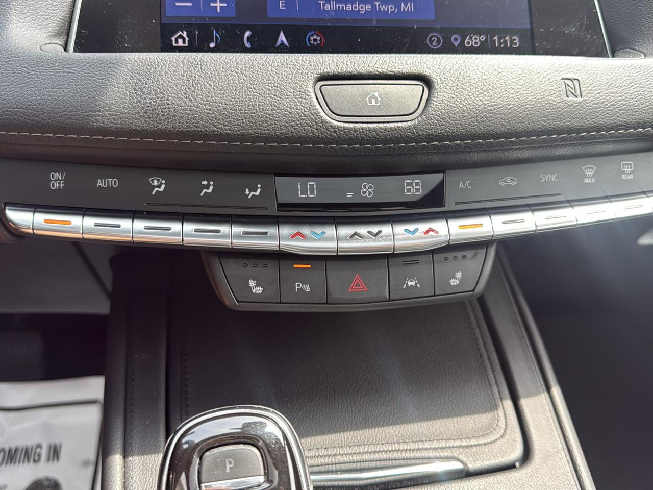 Cadillac XT4 AWD 4dr Premium Luxury 2020
