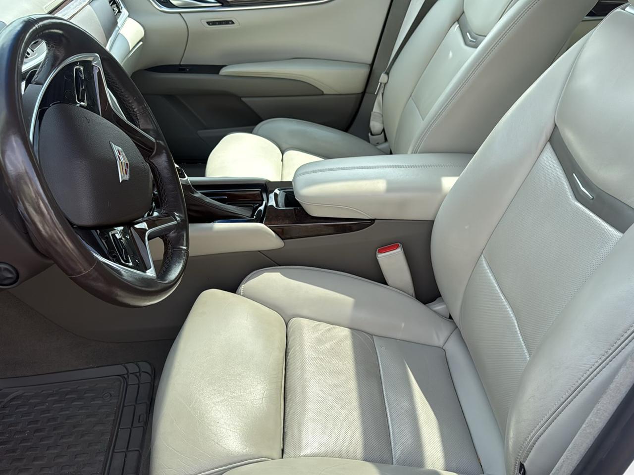 Cadillac XTS 4dr Sdn Platinum AWD 2016