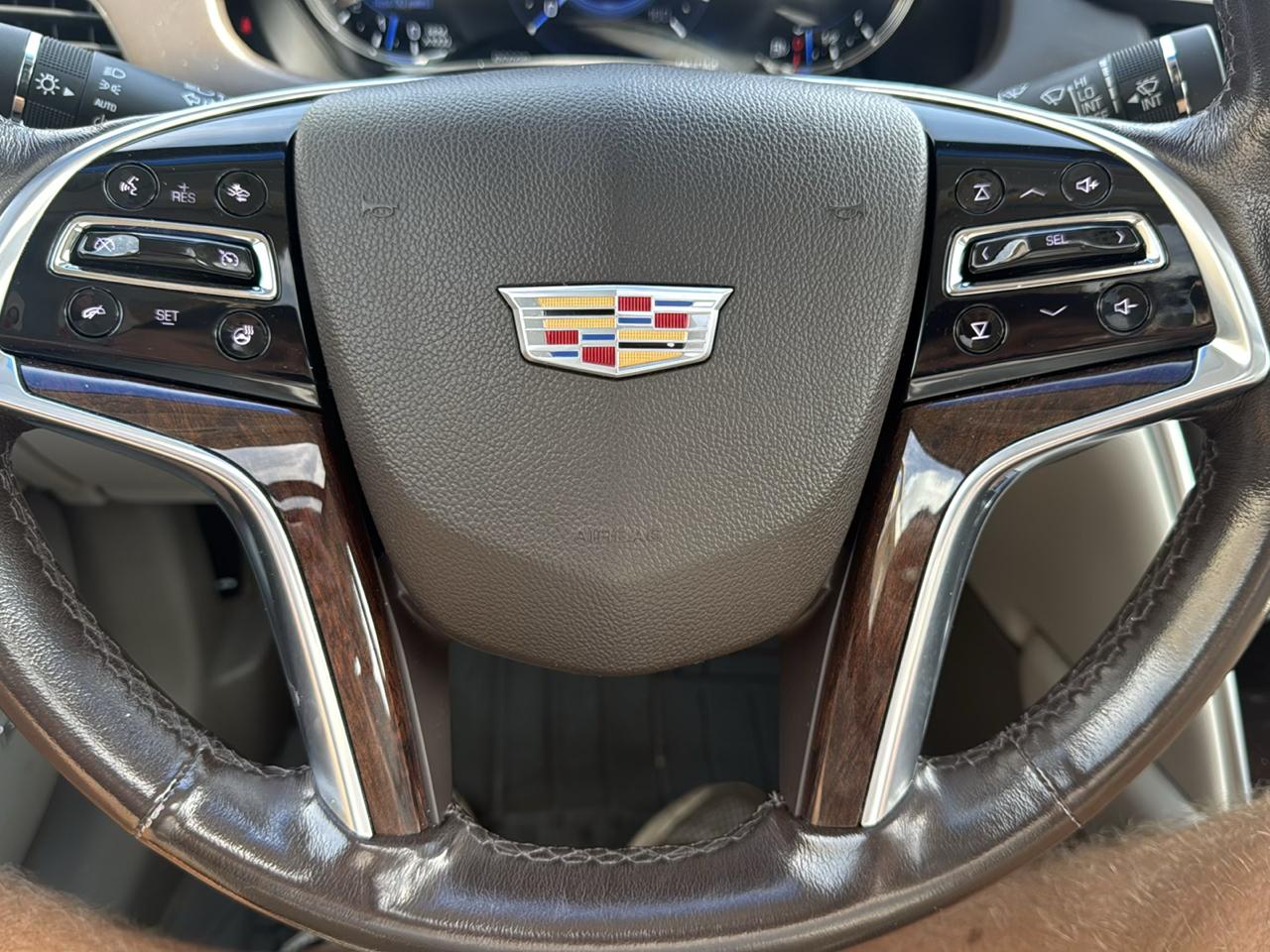 Cadillac XTS 4dr Sdn Platinum AWD 2016