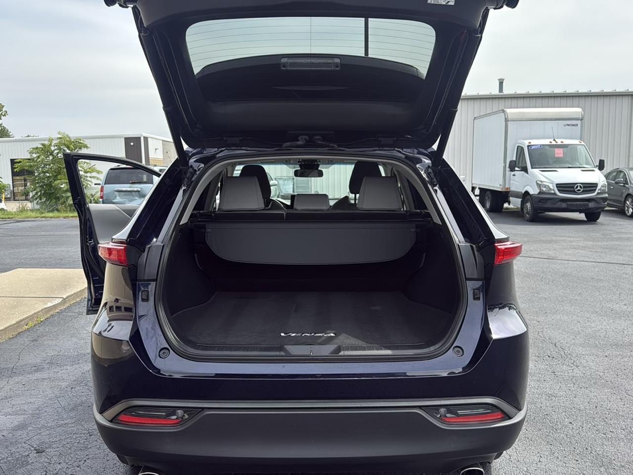 Toyota Venza Limited AWD (Natl) 2022