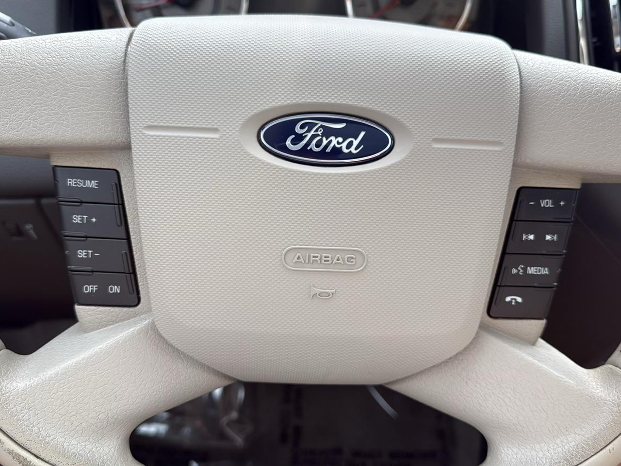 Ford Edge 4dr Limited AWD 2010