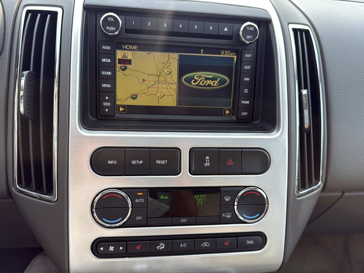 Ford Edge 4dr Limited AWD 2010