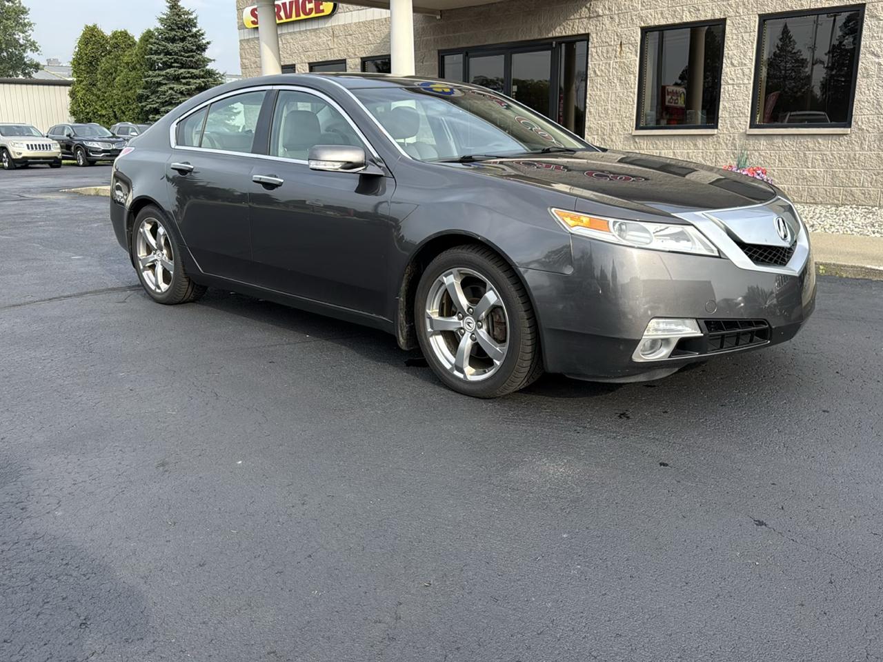 Acura TL 4dr Sdn Auto SH-AWD Tech 2010