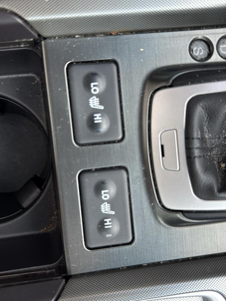 Acura TL 4dr Sdn Auto SH-AWD Tech 2010
