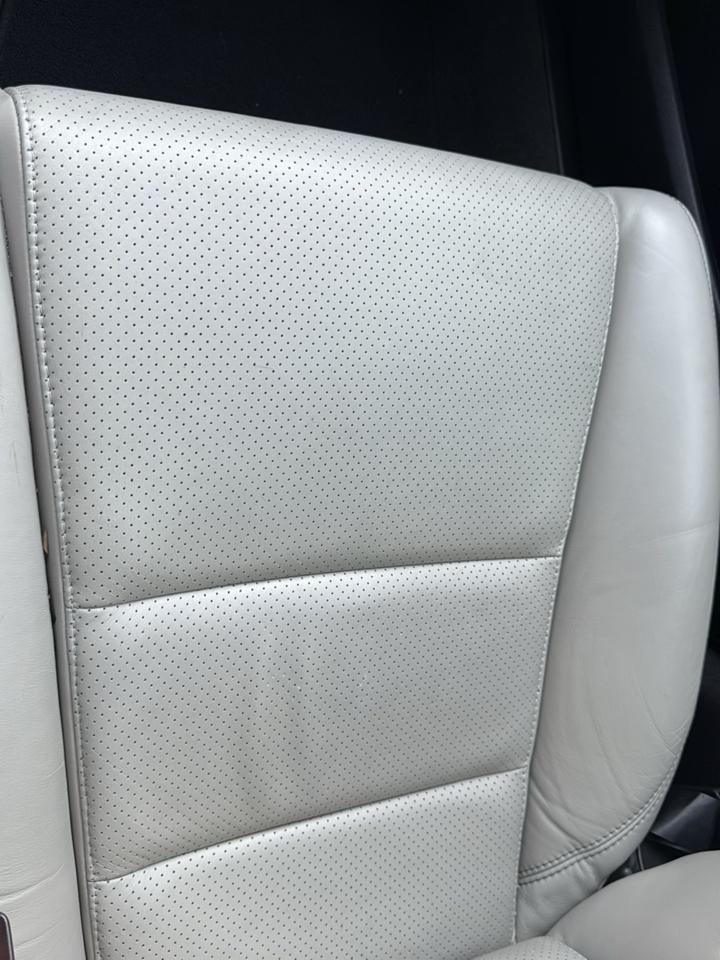 Acura TL 4dr Sdn Auto SH-AWD Tech 2010