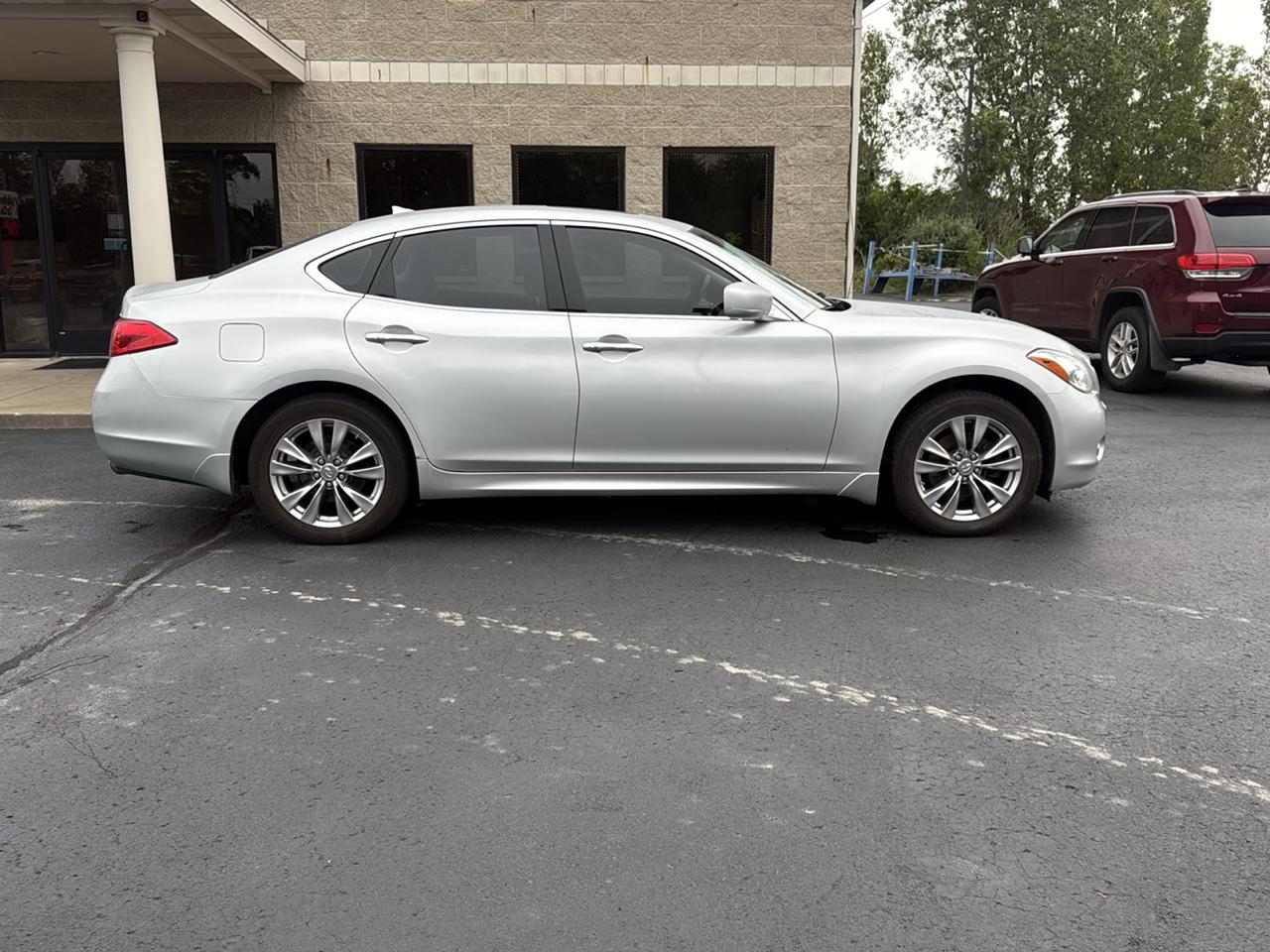 Infiniti M37 4dr Sdn AWD 2012