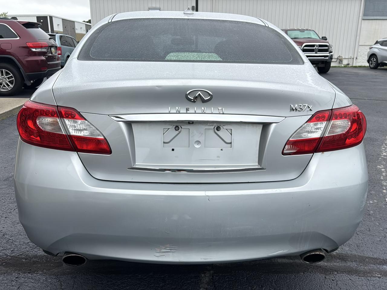 Infiniti M37 4dr Sdn AWD 2012