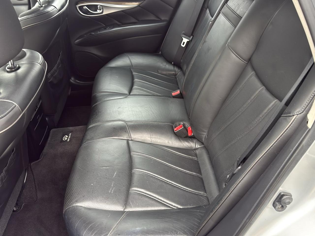 Infiniti M37 4dr Sdn AWD 2012