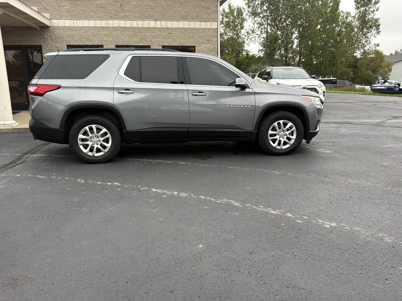 Chevrolet Traverse AWD 4dr LT Cloth w/1LT 2019