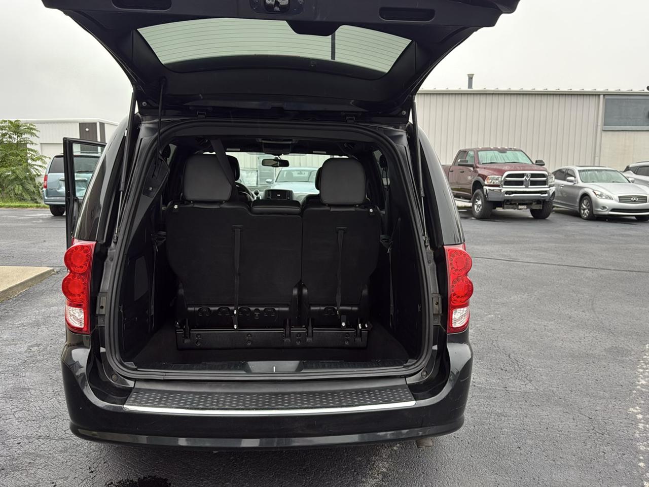 Dodge Grand Caravan GT Wagon Fleet 2017