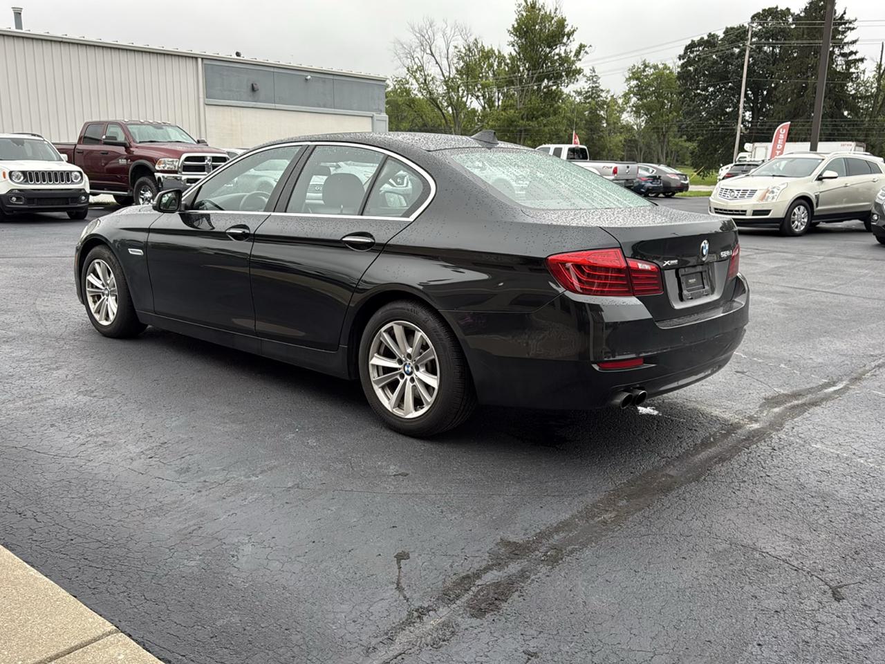 BMW 5 Series 4dr Sdn 528i xDrive AWD 2016