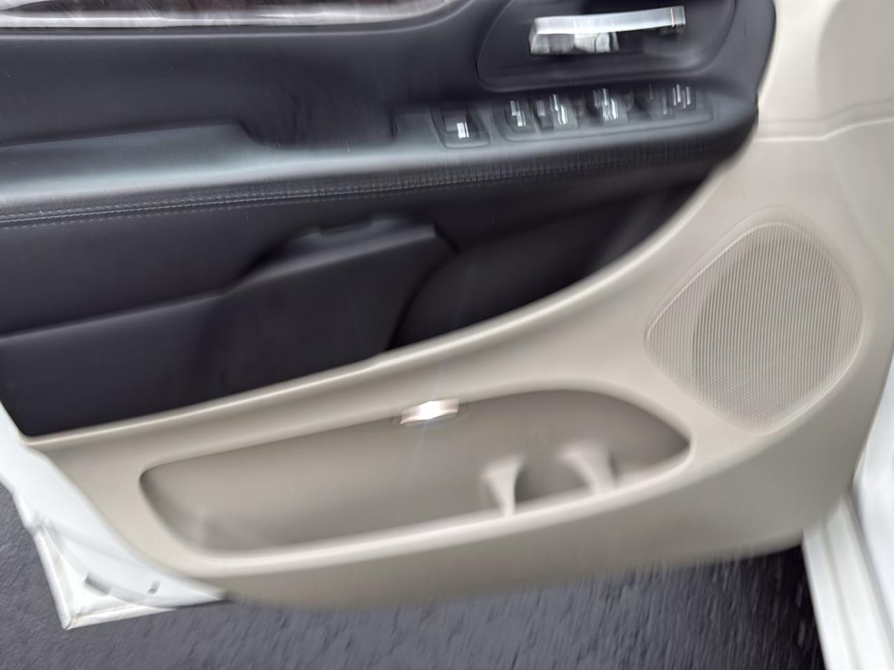 Dodge Grand Caravan 4dr Wgn SXT 2016