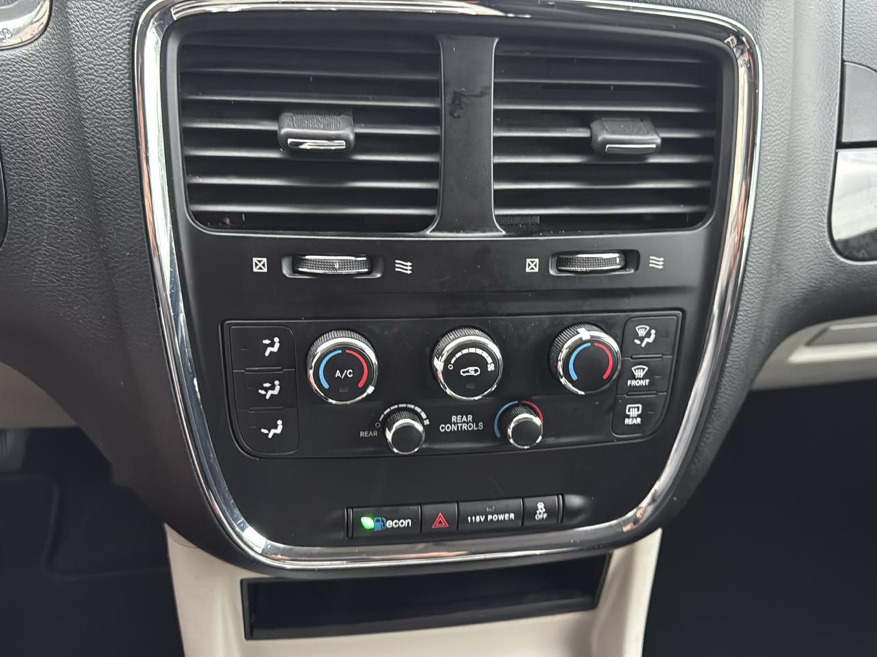 Dodge Grand Caravan 4dr Wgn SXT 2016