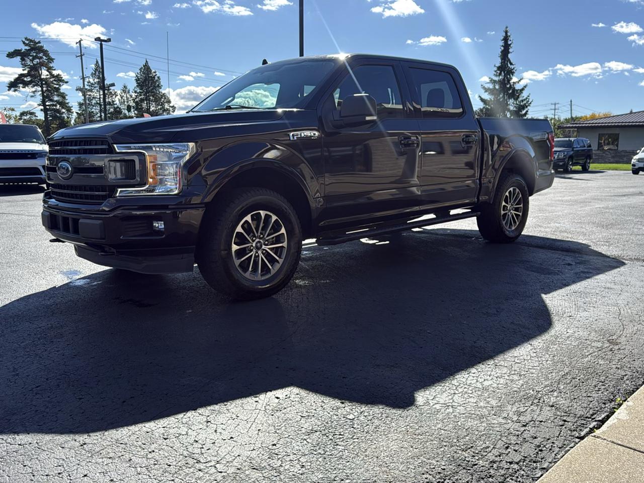Ford F-150 4WD SuperCrew 145" XLT 2018