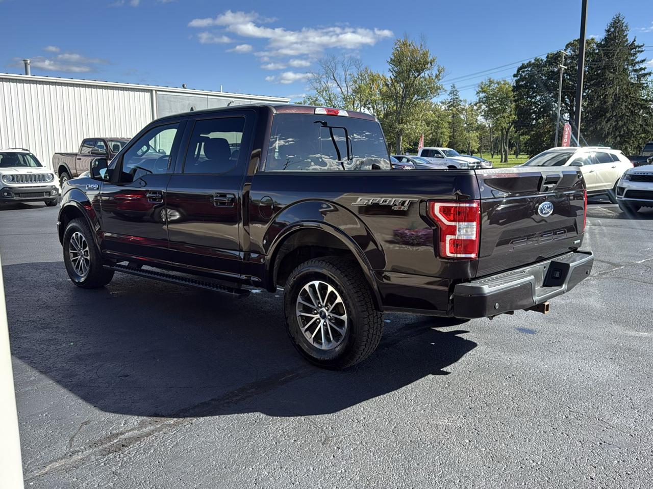 Ford F-150 4WD SuperCrew 145" XLT 2018