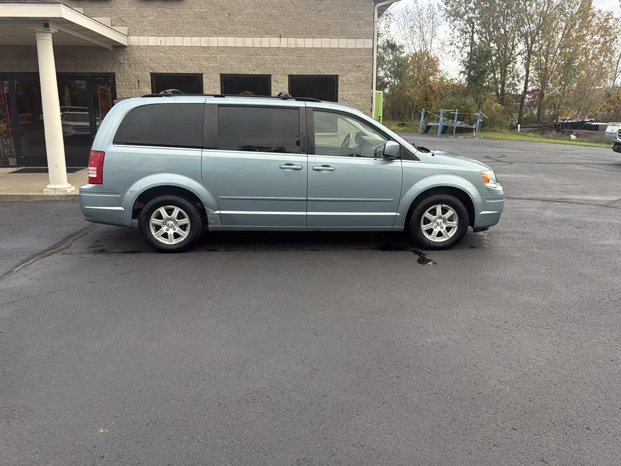 Chrysler Town & Country 4dr Wgn Touring 2008
