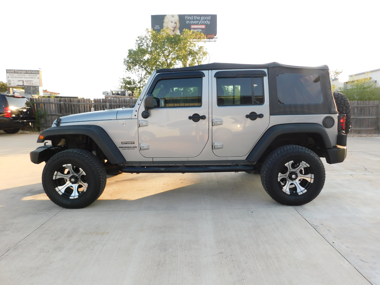 Jeep Wrangler Unlimited 4WD 4dr Sport 2016 Jeep Wrangler Unlimited 4WD 4dr Sport 2016