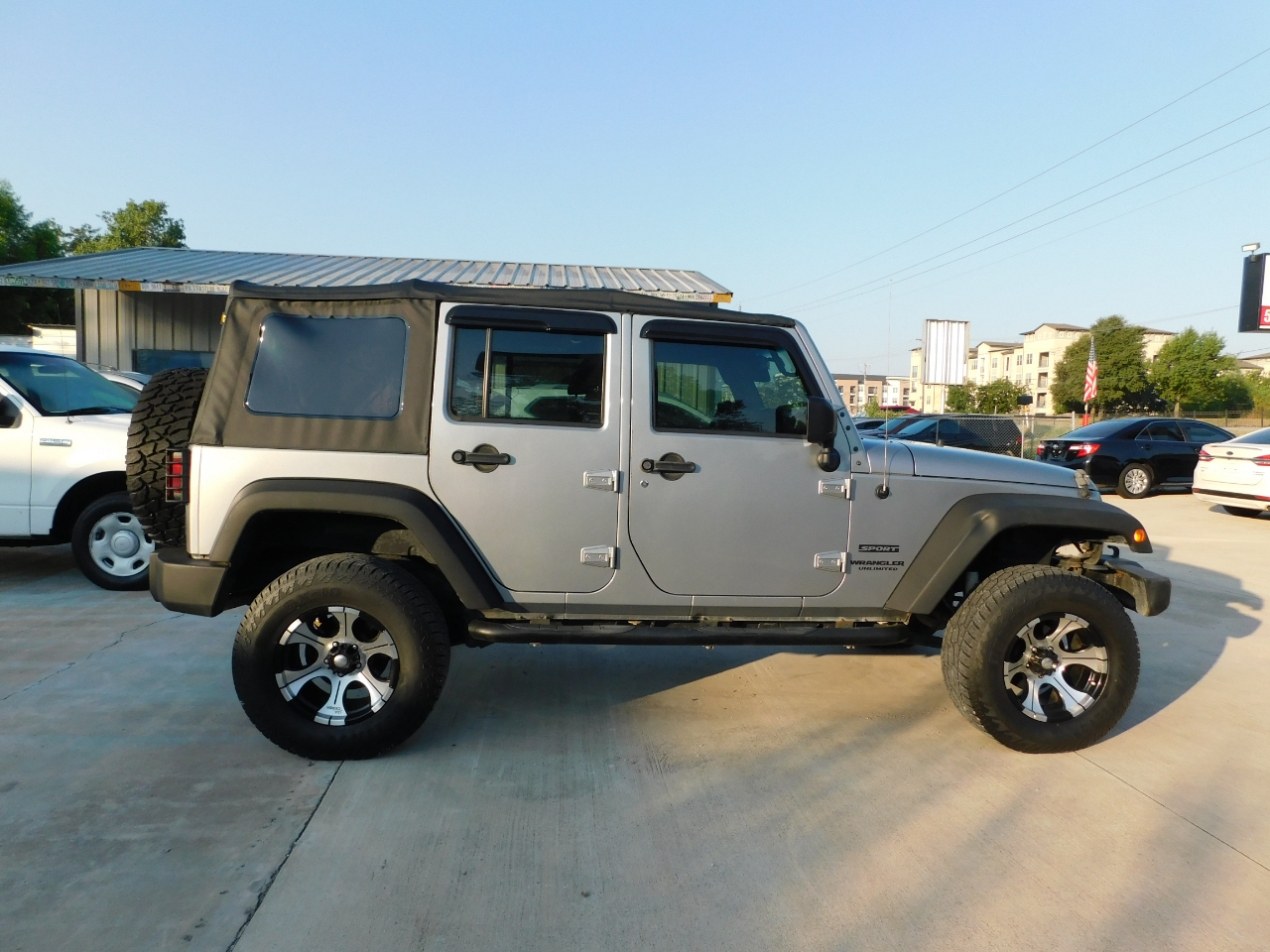 Jeep Wrangler Unlimited 4WD 4dr Sport 2016 Jeep Wrangler Unlimited 4WD 4dr Sport 2016
