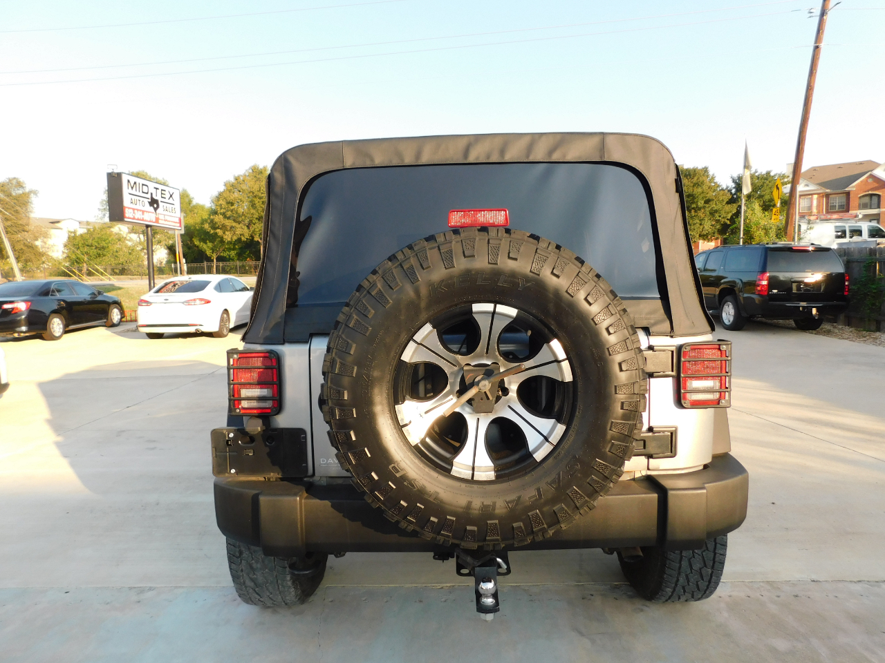 Jeep Wrangler Unlimited 4WD 4dr Sport 2016 Jeep Wrangler Unlimited 4WD 4dr Sport 2016