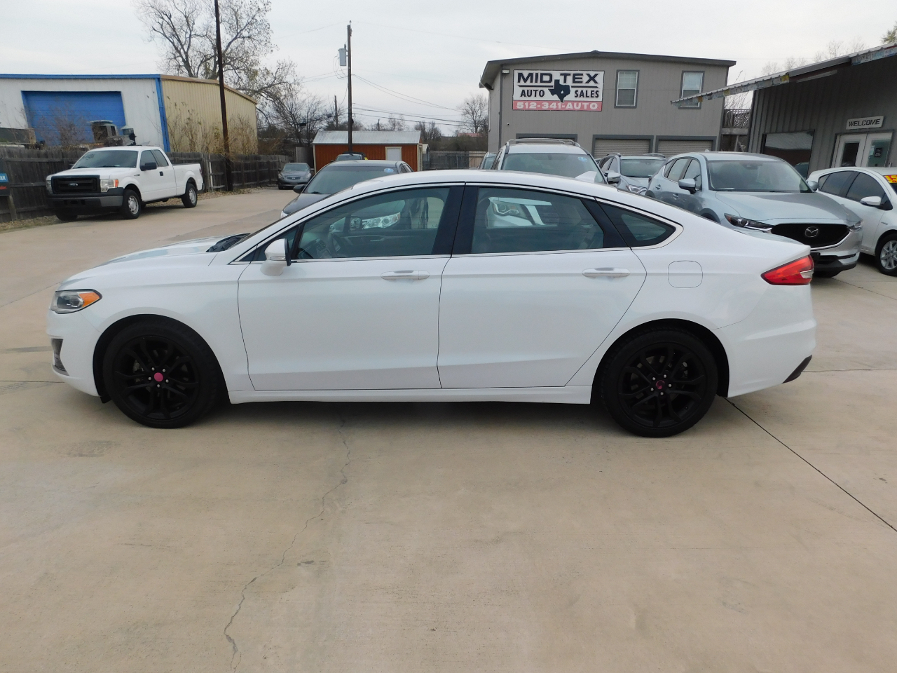 Ford Fusion SEL FWD 2019