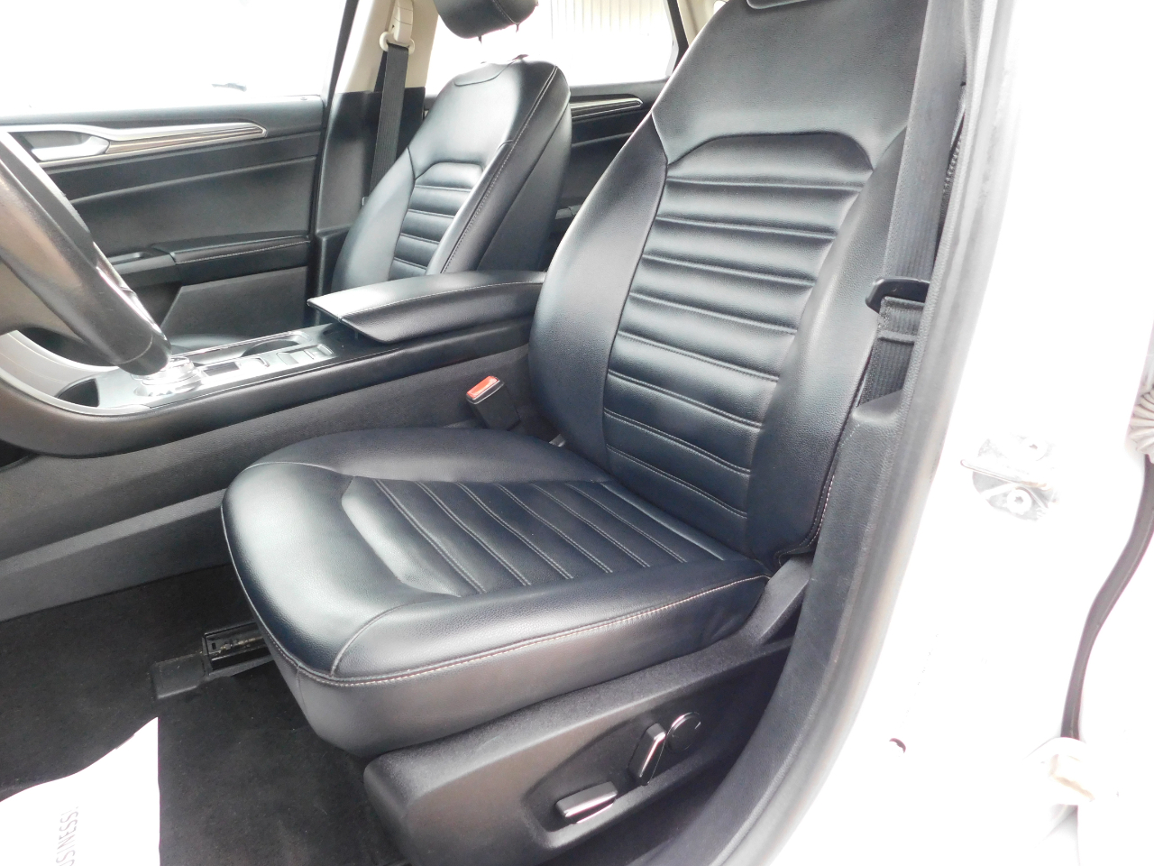 Ford Fusion SEL FWD 2019