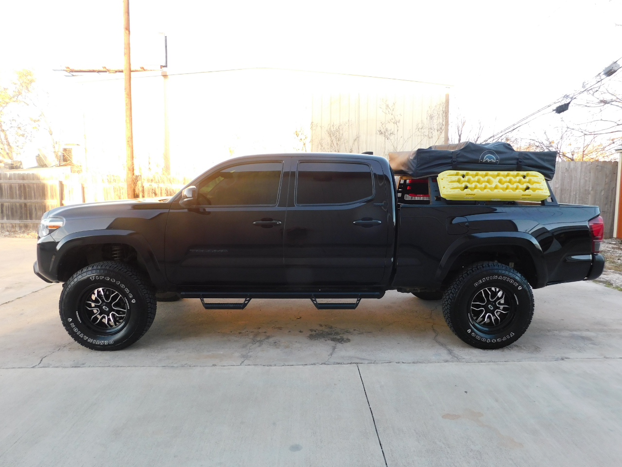 Toyota Tacoma 2WD SR5 Double Cab 6' Bed V6 AT (Natl) 2021