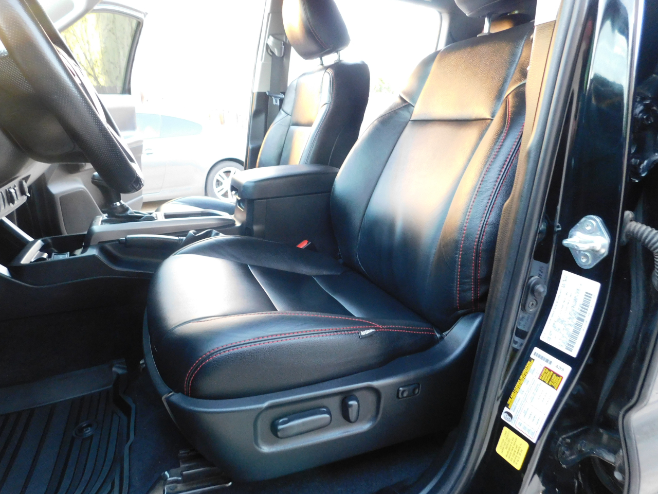 Toyota Tacoma 2WD SR5 Double Cab 6' Bed V6 AT (Natl) 2021