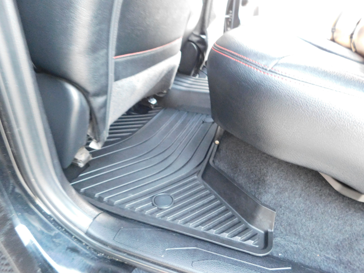 Toyota Tacoma 2WD SR5 Double Cab 6' Bed V6 AT (Natl) 2021