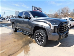 2024 Toyota Tundra 4WD 