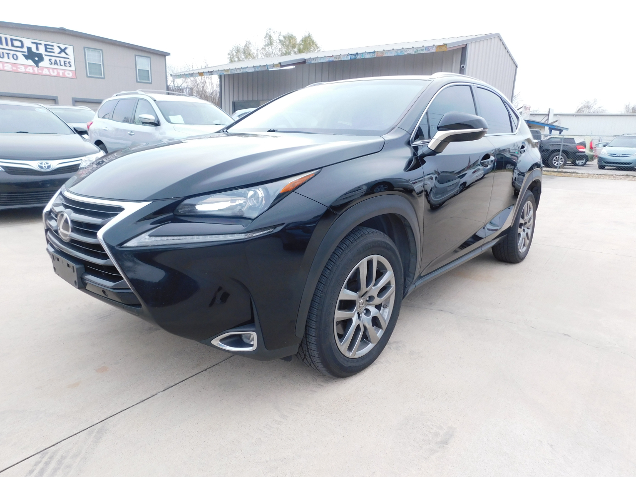 Lexus NX 200t FWD 4dr 2016