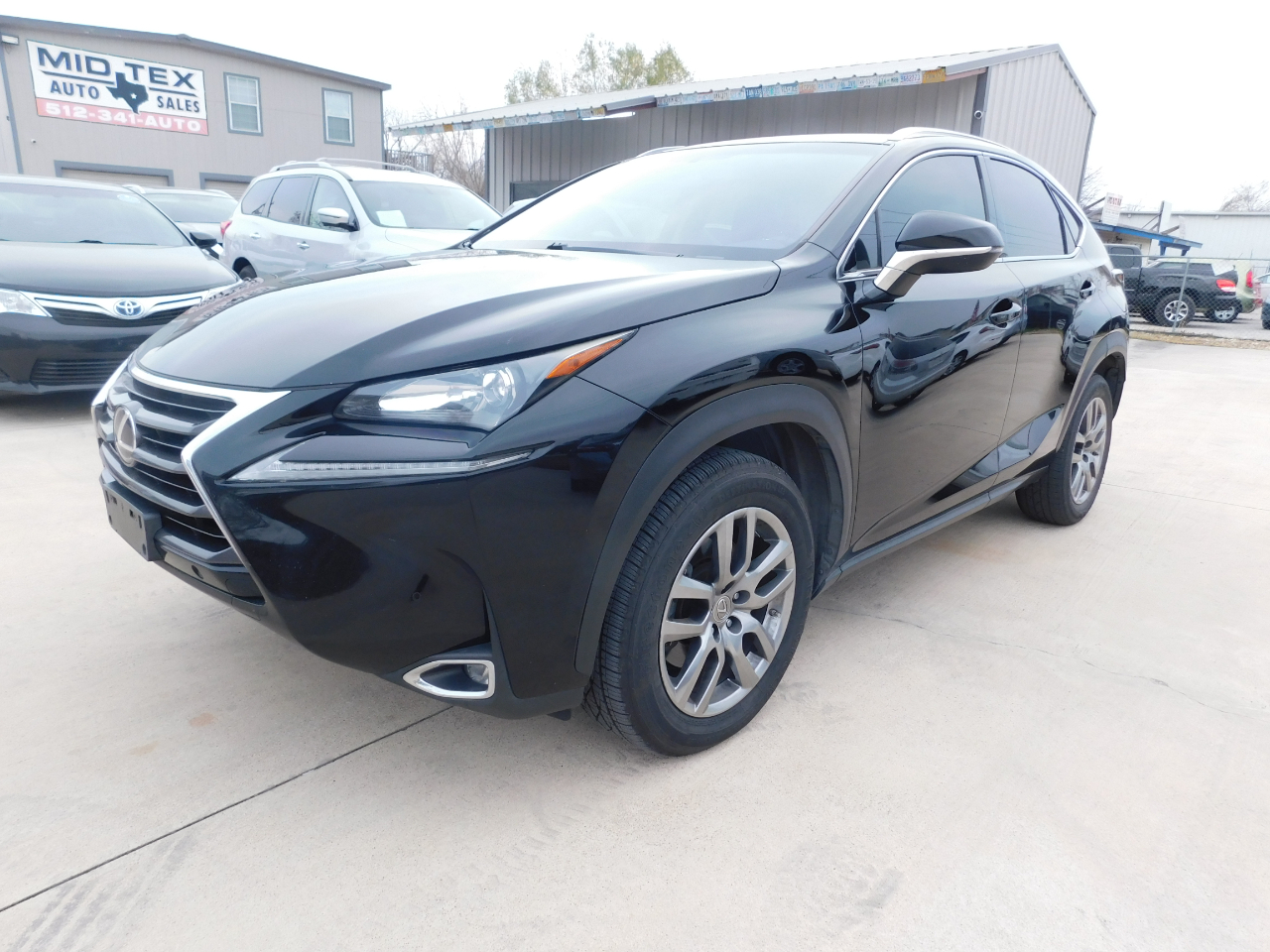 Lexus NX 200t FWD 4dr 2016