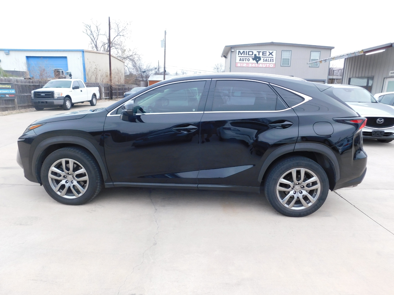 Lexus NX 200t FWD 4dr 2016