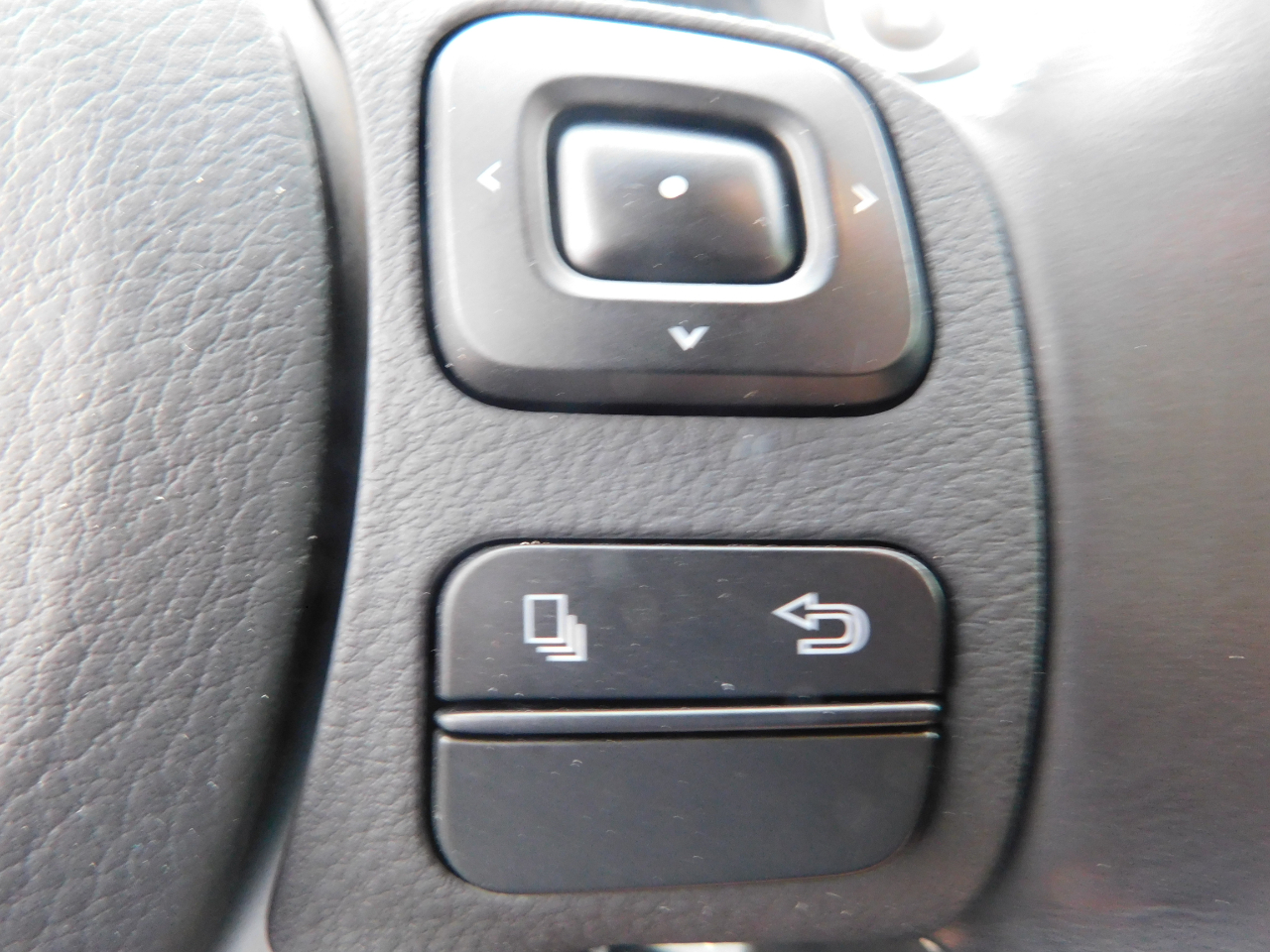 Lexus NX 200t FWD 4dr 2016